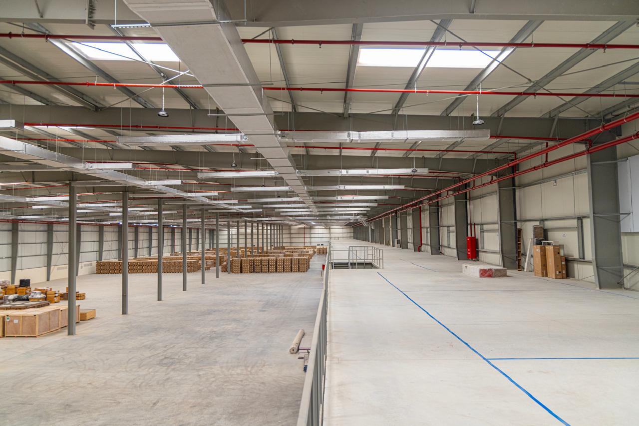Mezzanine storage level